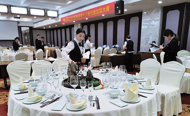 我省基層工會競相"秋點(diǎn)兵" 上萬場比武展技能秀風(fēng)采