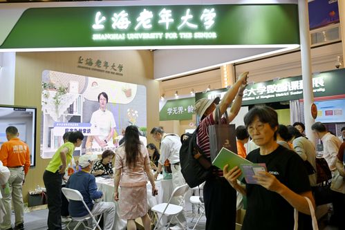 打通“最后一公里”，上海老年大學以提質擴容點亮銀發教育新篇章